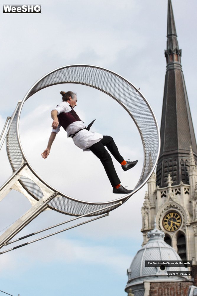 3/50 photos du spectacle La Roue de la Mort 2