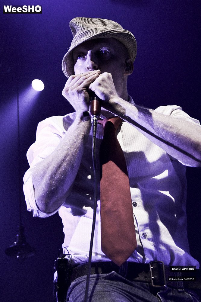 4/39 photos du spectacle Charlie WINSTON