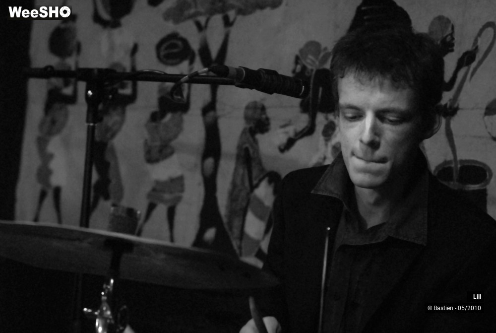 25/28 photos du spectacle Lill
