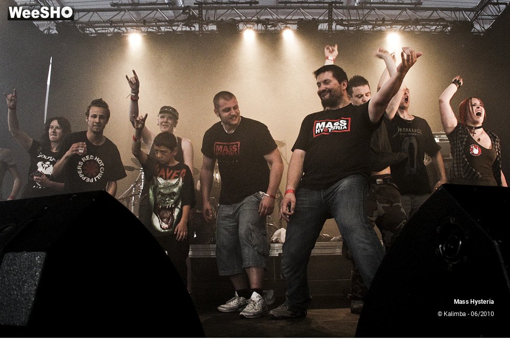 26/50 photos du spectacle Mass Hysteria