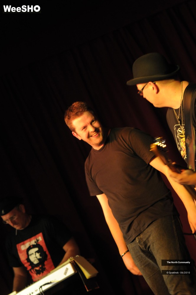 21/41 photos du spectacle The North Community