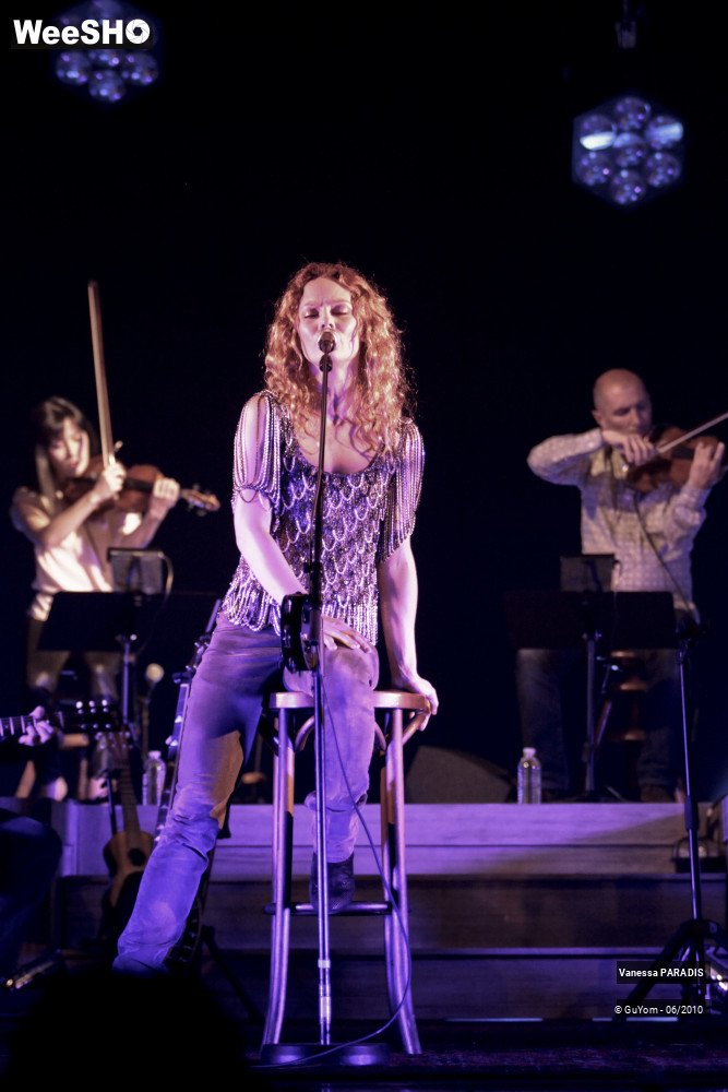 3/44 photos du spectacle Vanessa PARADIS