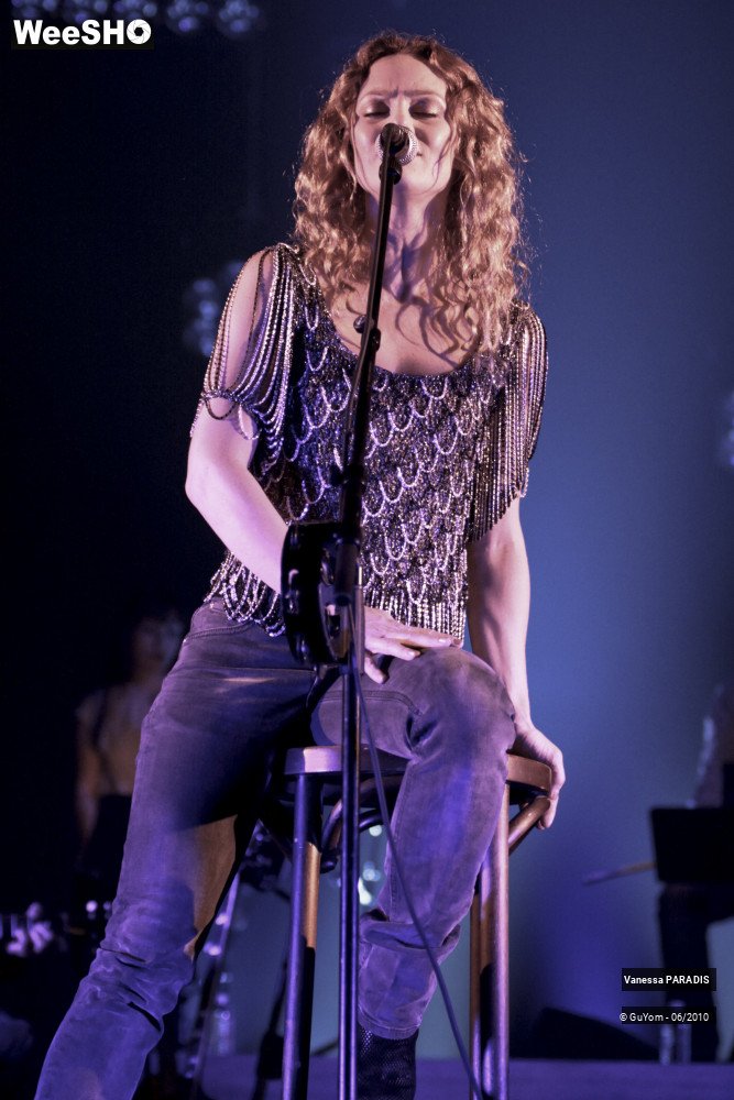 10/44 photos du spectacle Vanessa PARADIS