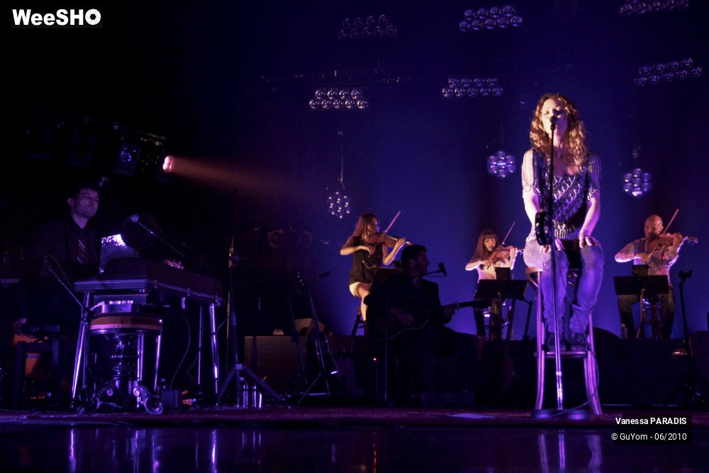 30/44 photos du spectacle Vanessa PARADIS