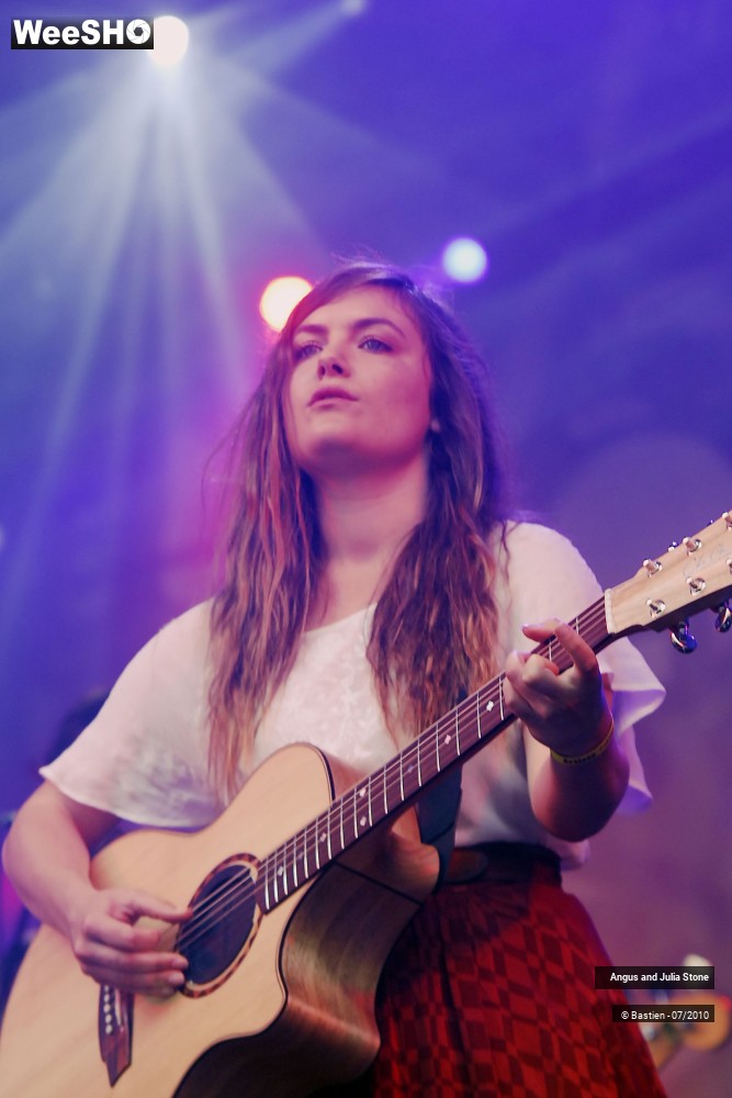 12/29 photos du spectacle Angus et Julia STONE