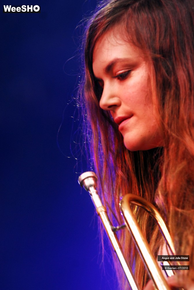 13/29 photos du spectacle Angus et Julia STONE