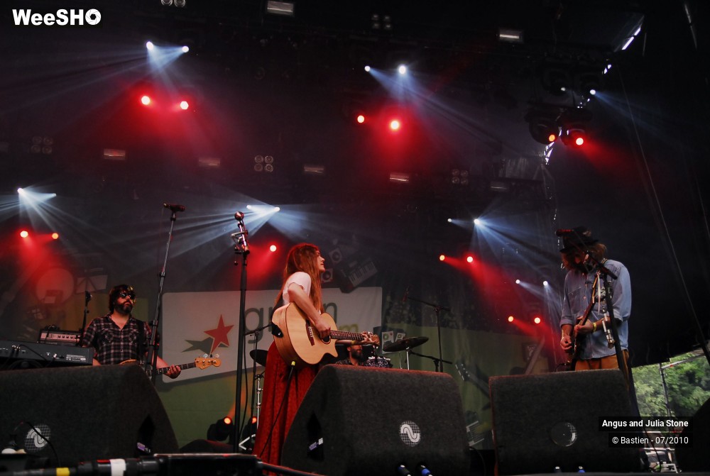 20/29 photos du spectacle Angus et Julia STONE