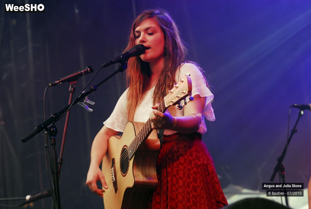 27/29 photos du spectacle Angus et Julia STONE