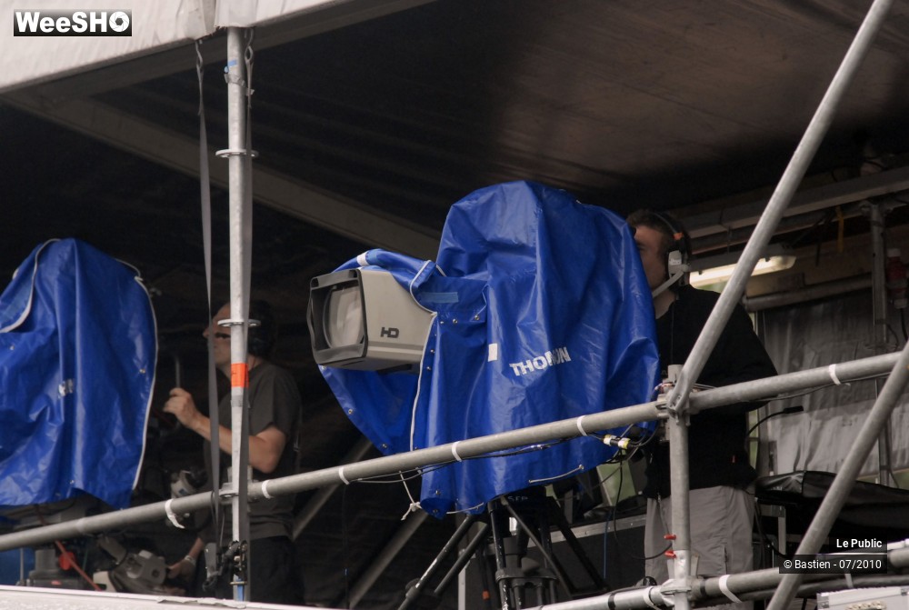 18/39 photos du spectacle Main Square Festival Ambiance J2