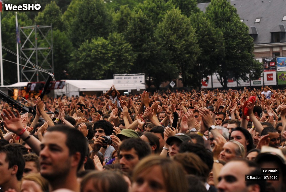 32/39 photos du spectacle Main Square Festival Ambiance J2