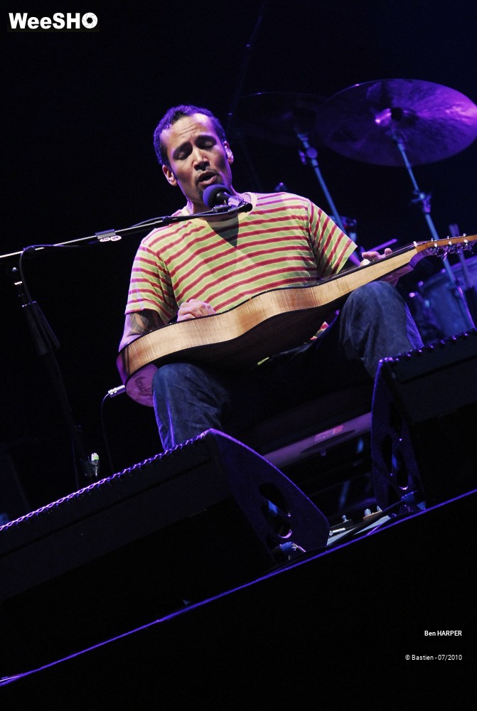 2/33 photos du spectacle Ben HARPER & Relentless7