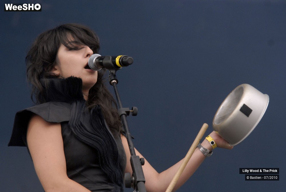 21/25 photos du spectacle Lilly WOOD and the Prick 