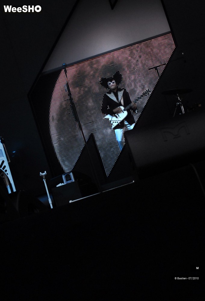 19/42 photos du spectacle M
