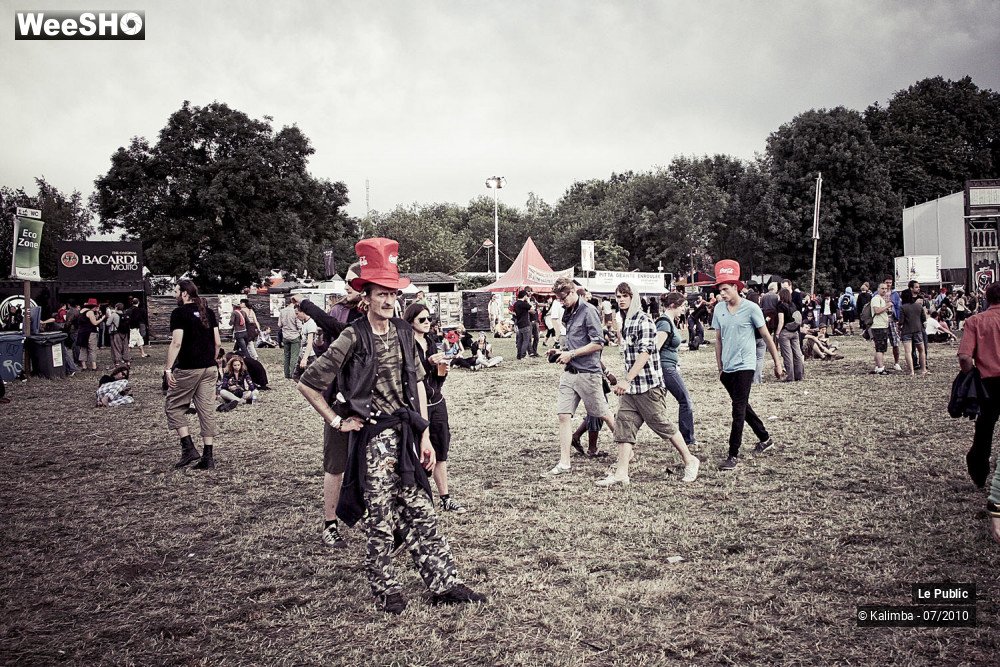 2/35 photos du spectacle Dour Ambiance Jour 2