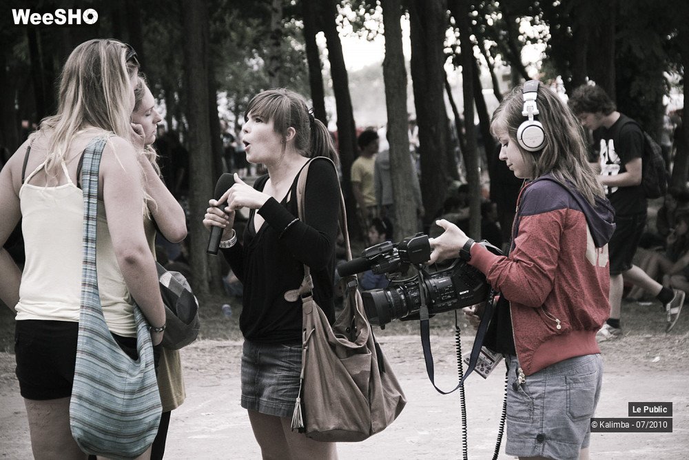 25/35 photos du spectacle Dour Ambiance Jour 2