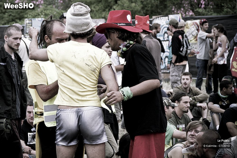 29/35 photos du spectacle Dour Ambiance Jour 2
