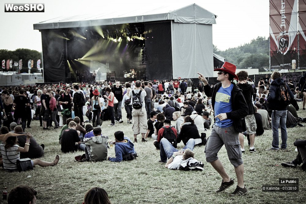 33/35 photos du spectacle Dour Ambiance Jour 2
