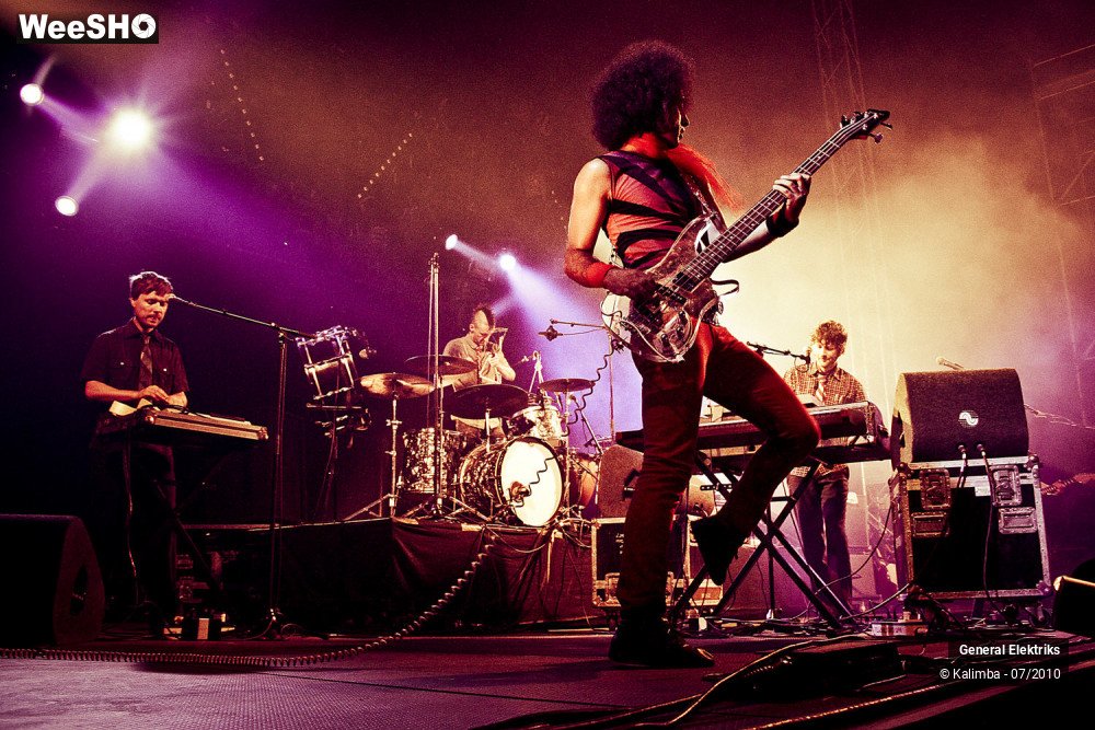 9/50 photos du spectacle General Elektriks