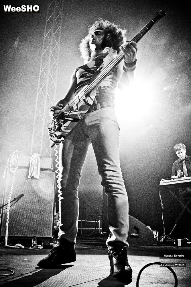41/50 photos du spectacle General Elektriks
