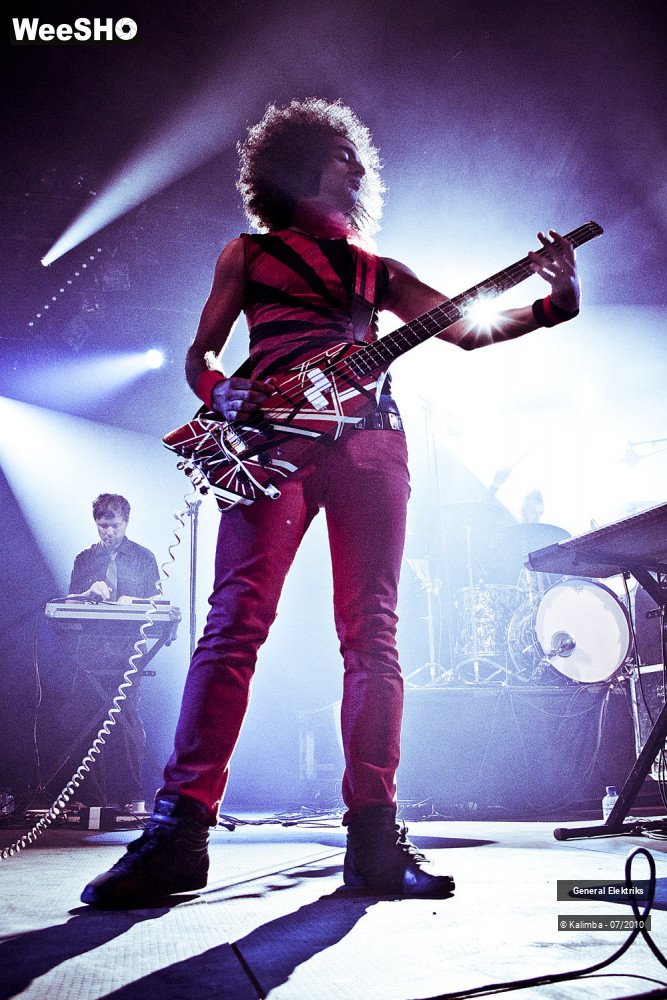42/50 photos du spectacle General Elektriks