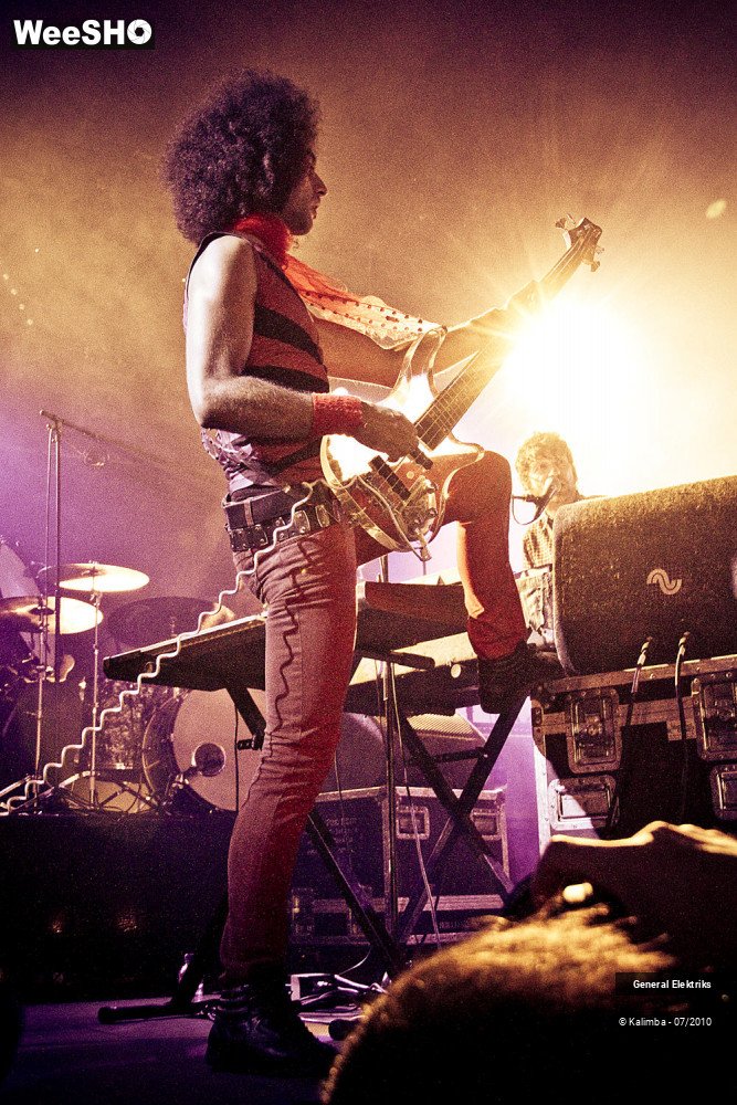 44/50 photos du spectacle General Elektriks
