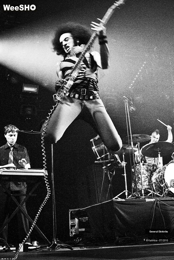 47/50 photos du spectacle General Elektriks