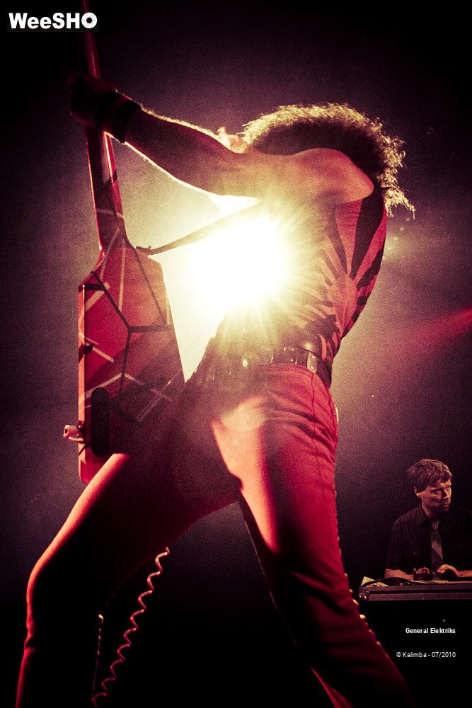 49/50 photos du spectacle General Elektriks