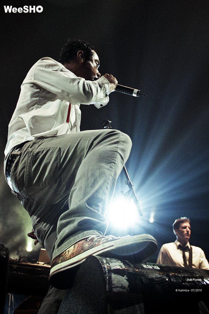 6/30 photos du spectacle Dub Pistols