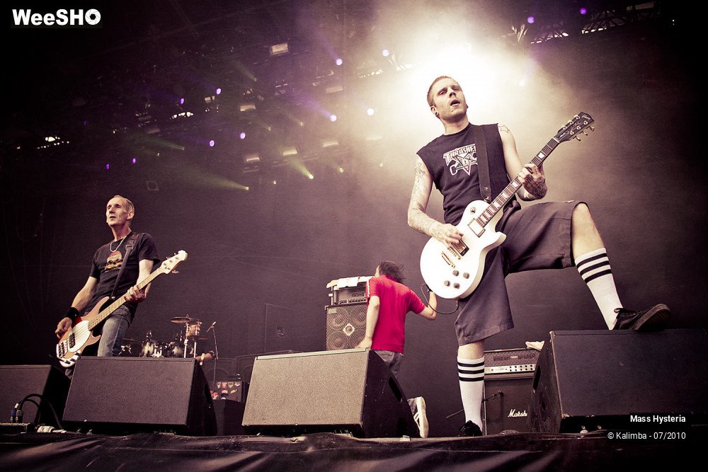5/38 photos du spectacle Mass Hysteria