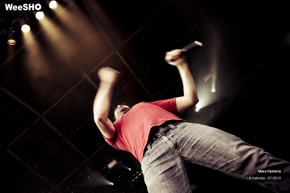 7/38 photos du spectacle Mass Hysteria