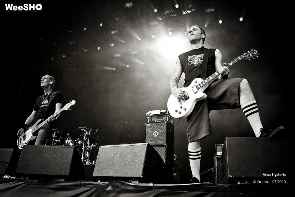 22/38 photos du spectacle Mass Hysteria