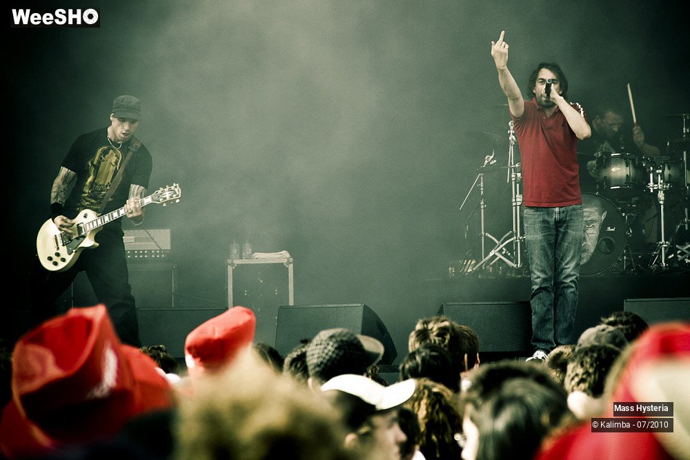 30/38 photos du spectacle Mass Hysteria