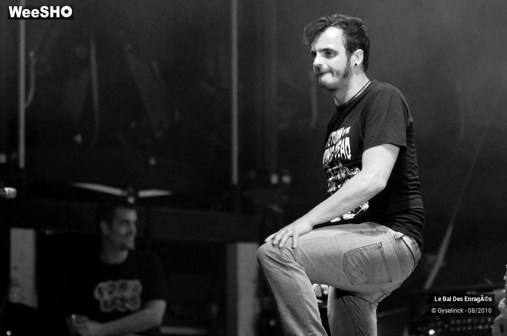 27/33 photos du spectacle Le Bal des Enragés 1
