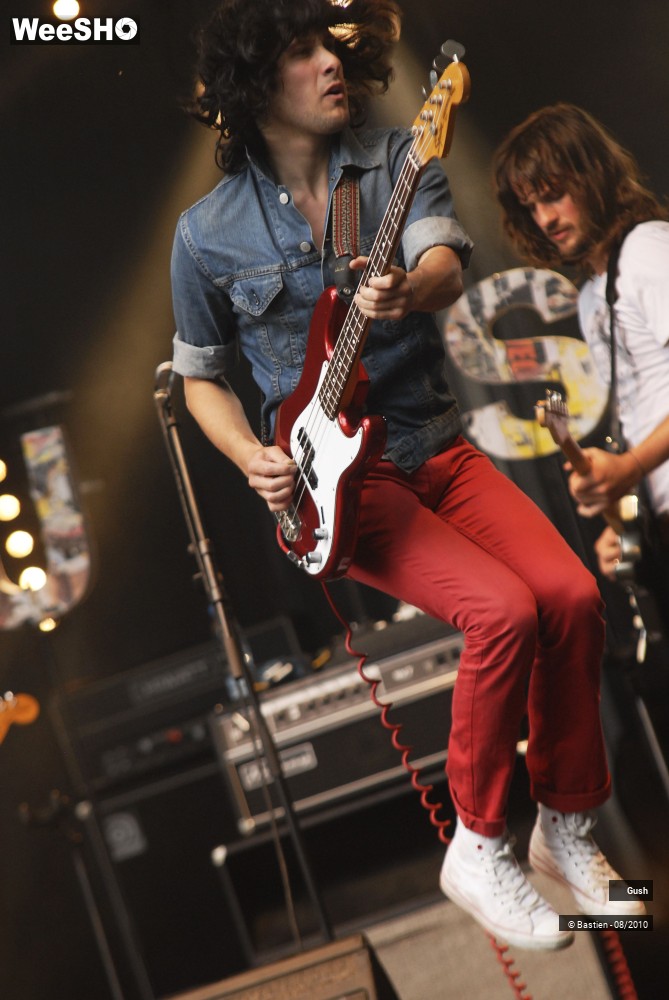 25/50 photos du spectacle Gush