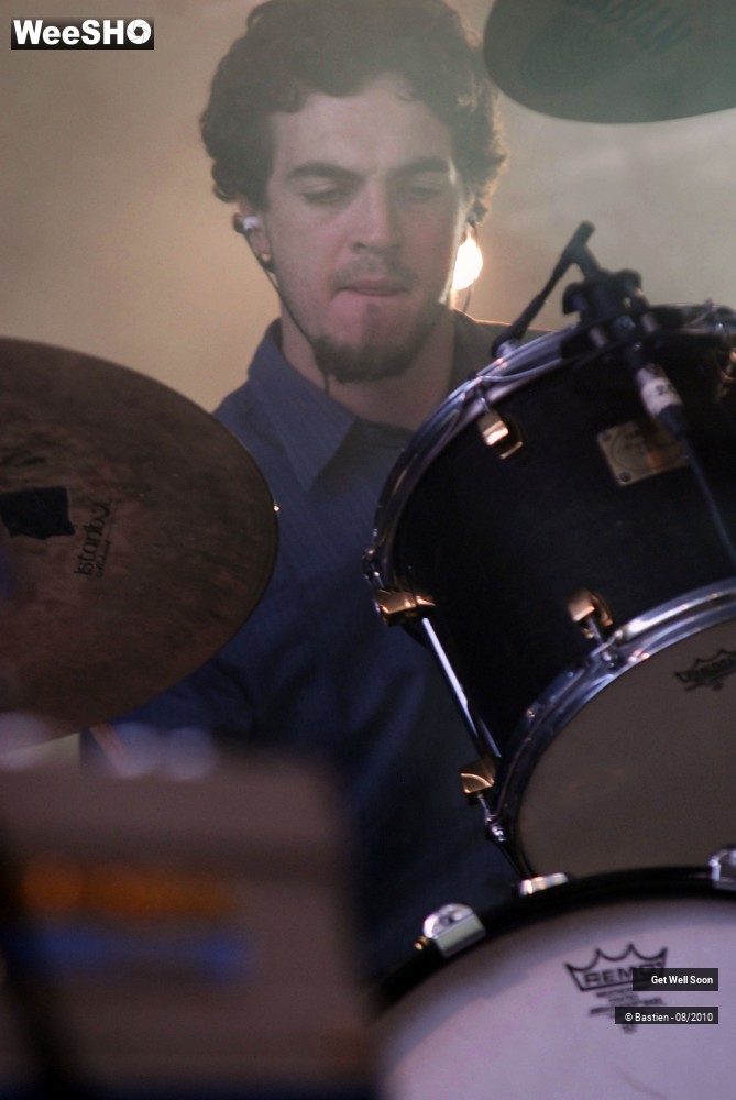 15/47 photos du spectacle Get Well Soon