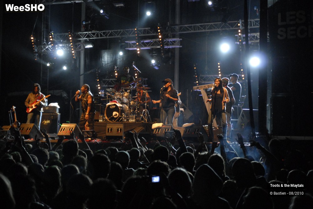 30/40 photos du spectacle Toots and the Maytals
