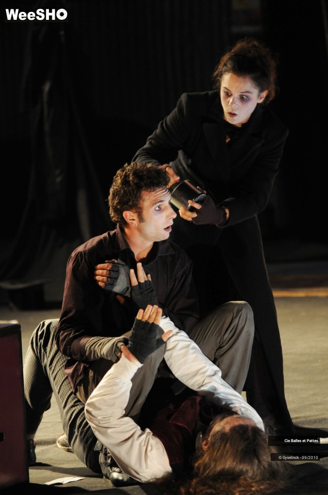 15/30 photos du spectacle Cruelles Sornettes