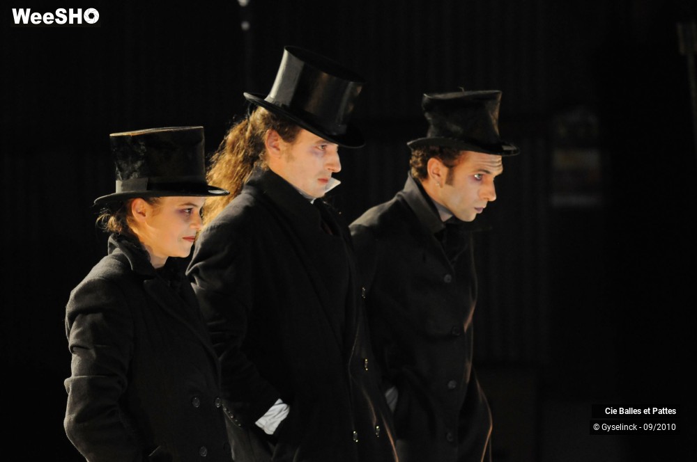 17/30 photos du spectacle Cruelles Sornettes