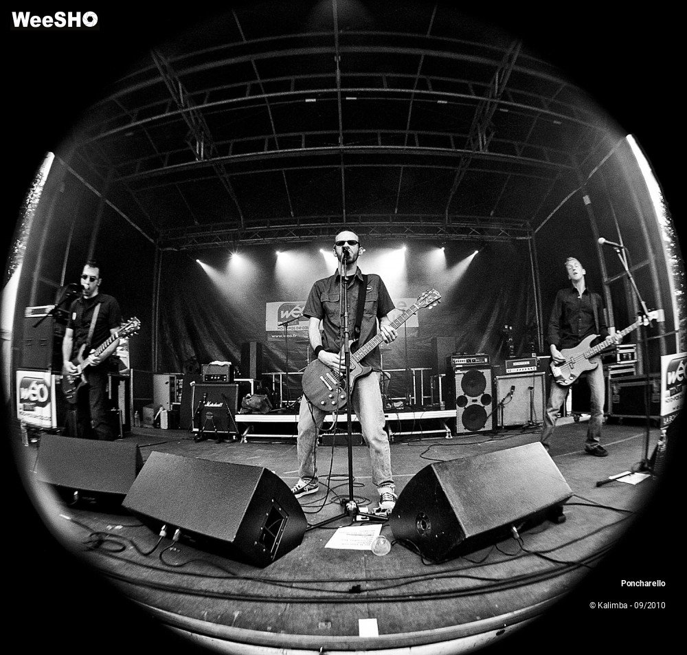 16/33 photos du spectacle Poncharello