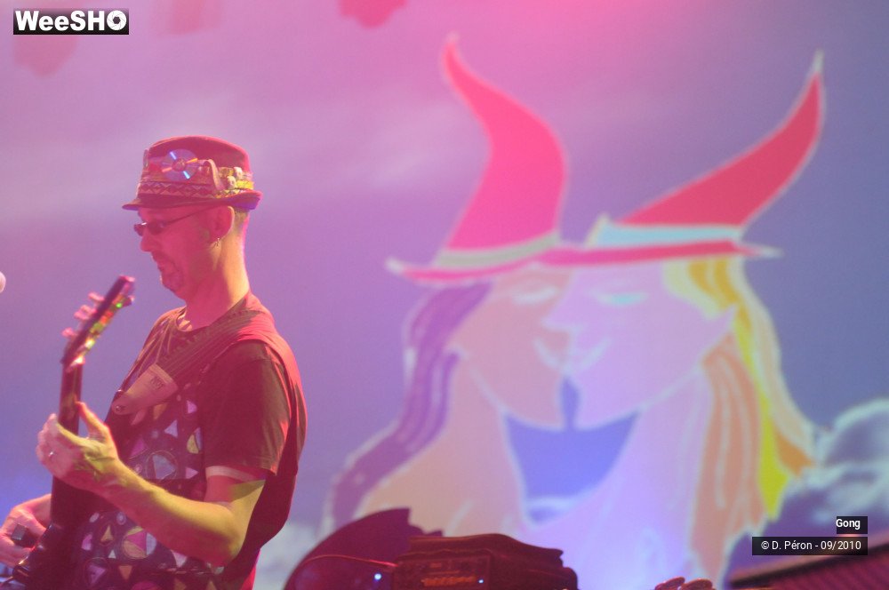 22/53 photos du spectacle Gong