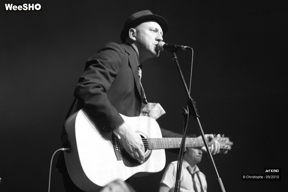 10/45 photos du spectacle Jef Kino