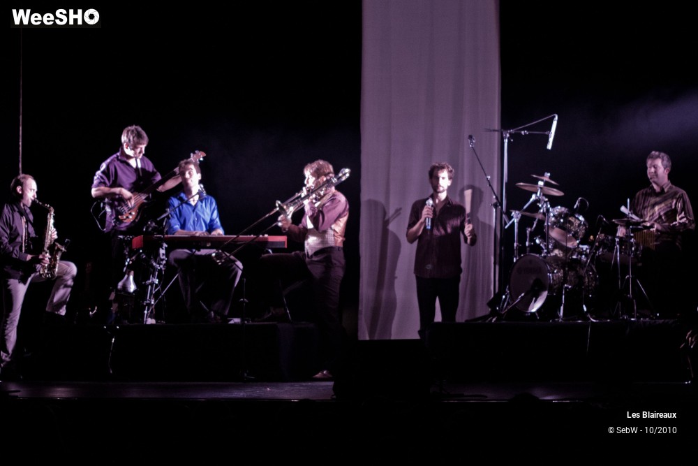7/32 photos du spectacle Les Blaireaux