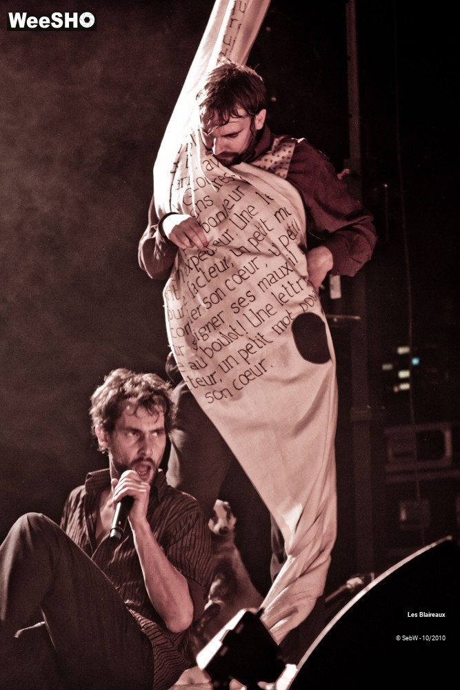 14/32 photos du spectacle Les Blaireaux