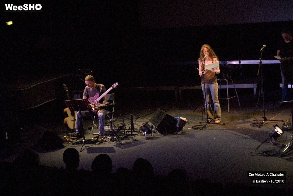 25/35 photos du spectacle Peau Brute