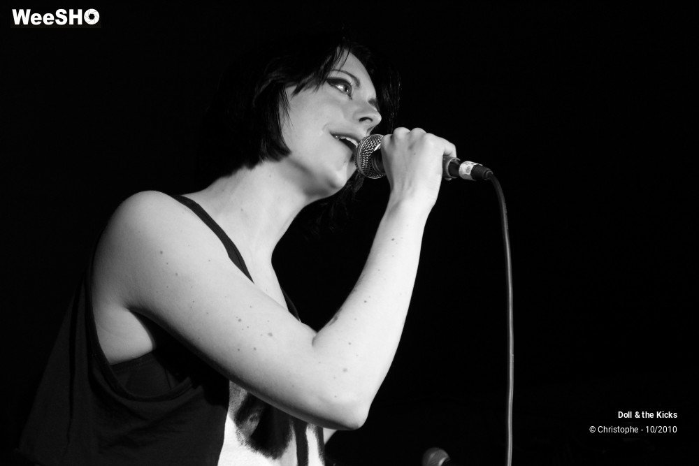 13/31 photos du spectacle Doll and the Kicks