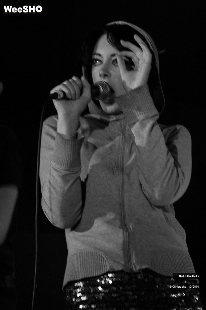 17/31 photos du spectacle Doll and the Kicks