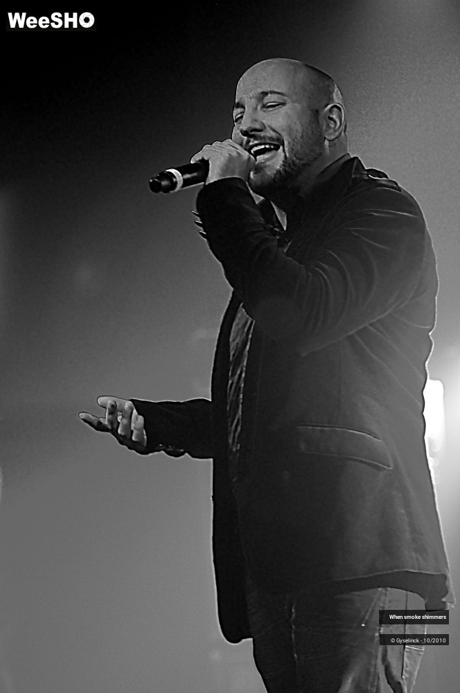 2/15 photos du spectacle When Smoke Shimmers
