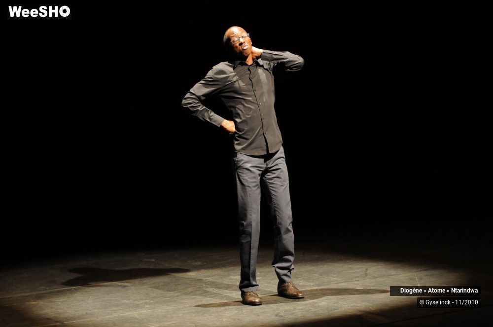 17/22 photos du spectacle Carte d'identité