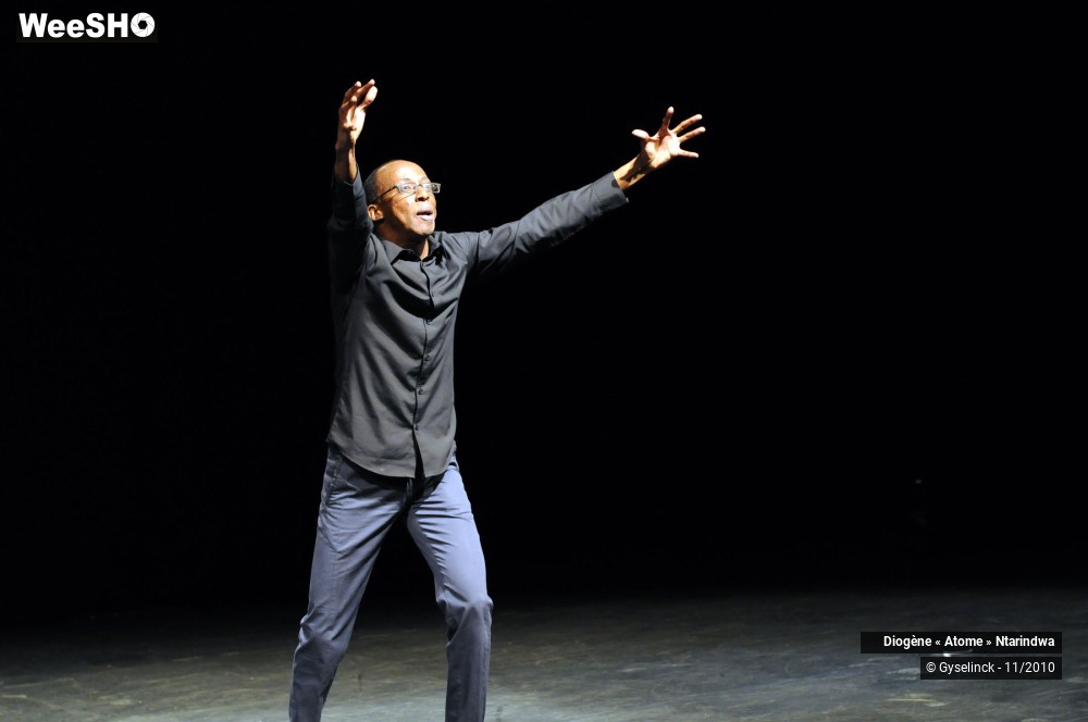 22/22 photos du spectacle Carte d'identité