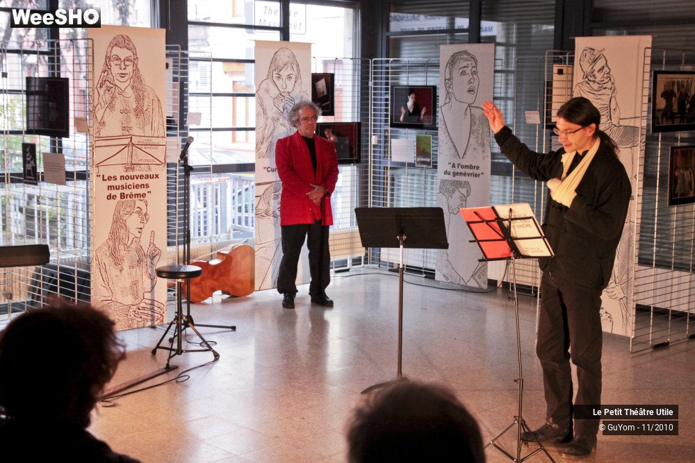 15/33 photos du spectacle Le Petit Théâtre Utile